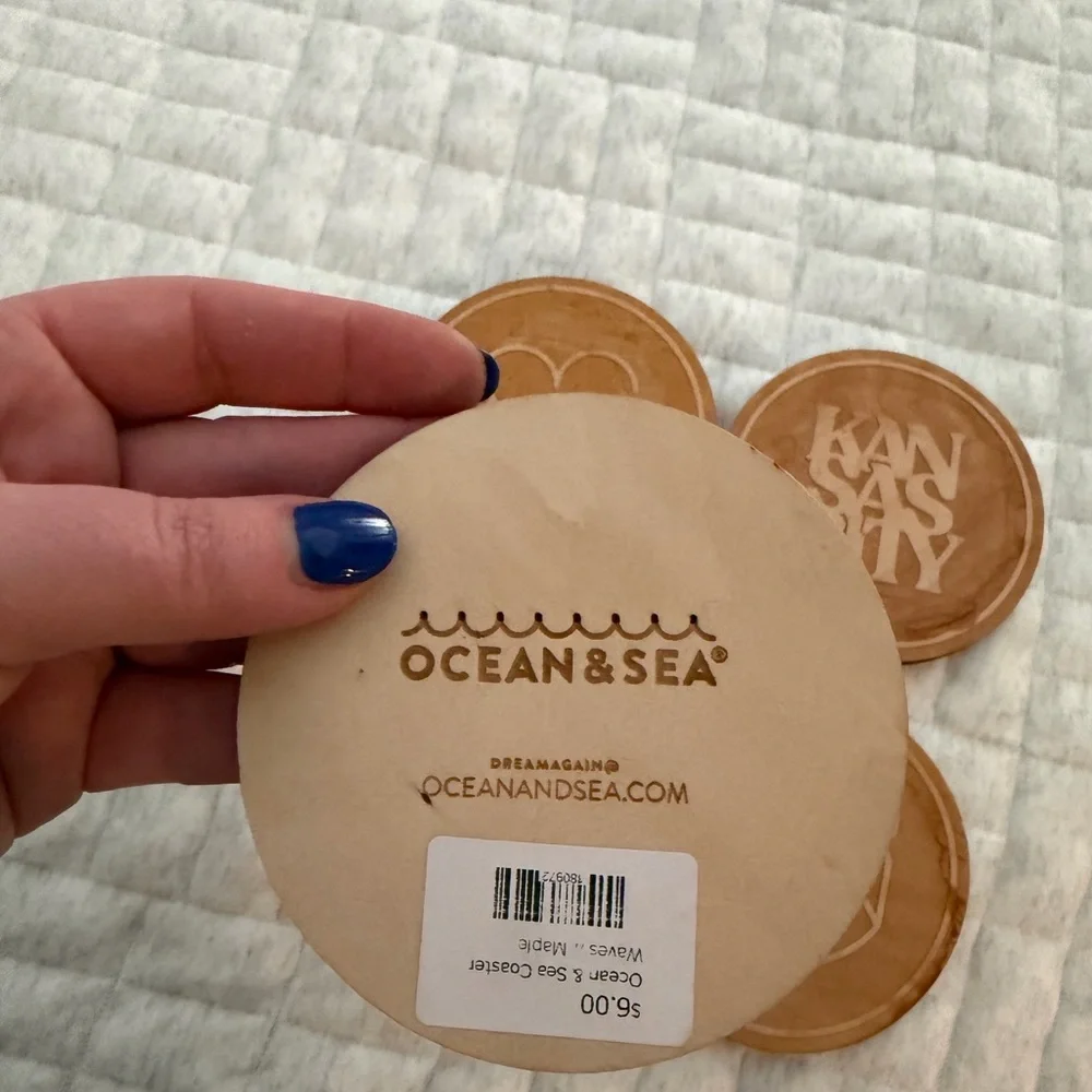 Ocean & Sea protecting city